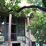 Къща за гости Old *