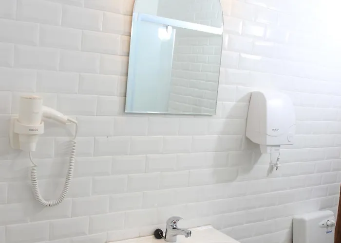 招待所 老普罗夫迪夫旅馆 *